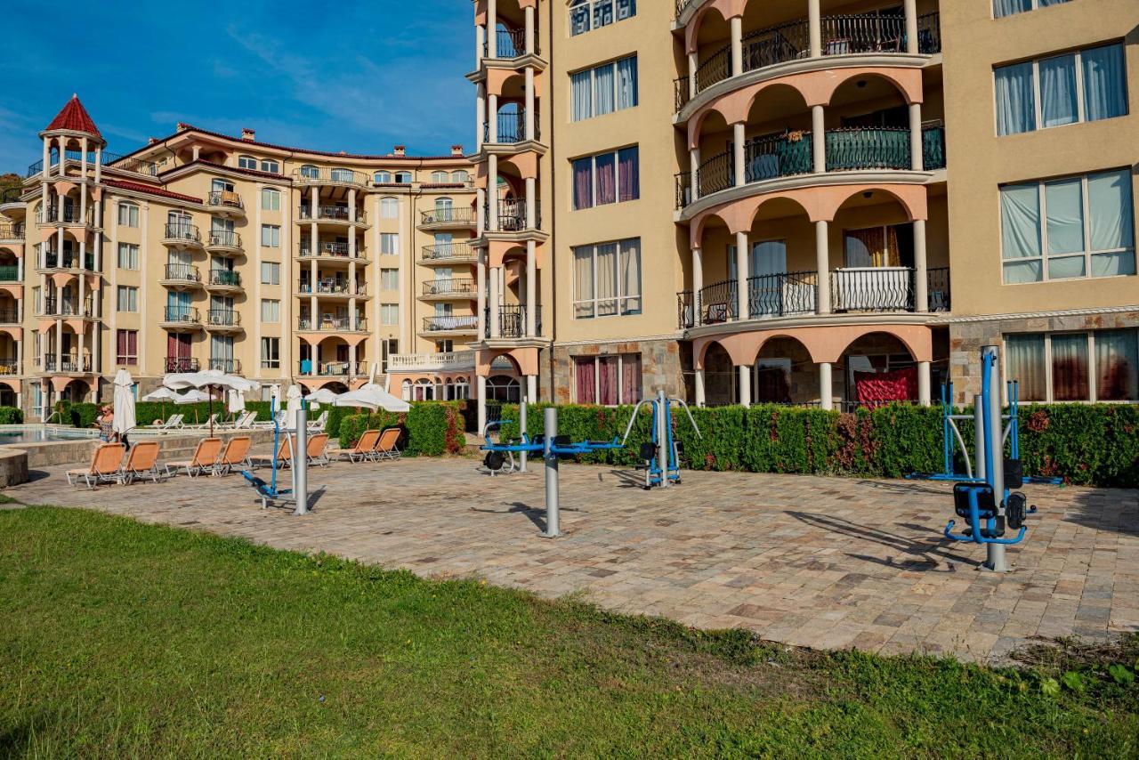 Menada Negresco Apartments Elenite Exterior photo