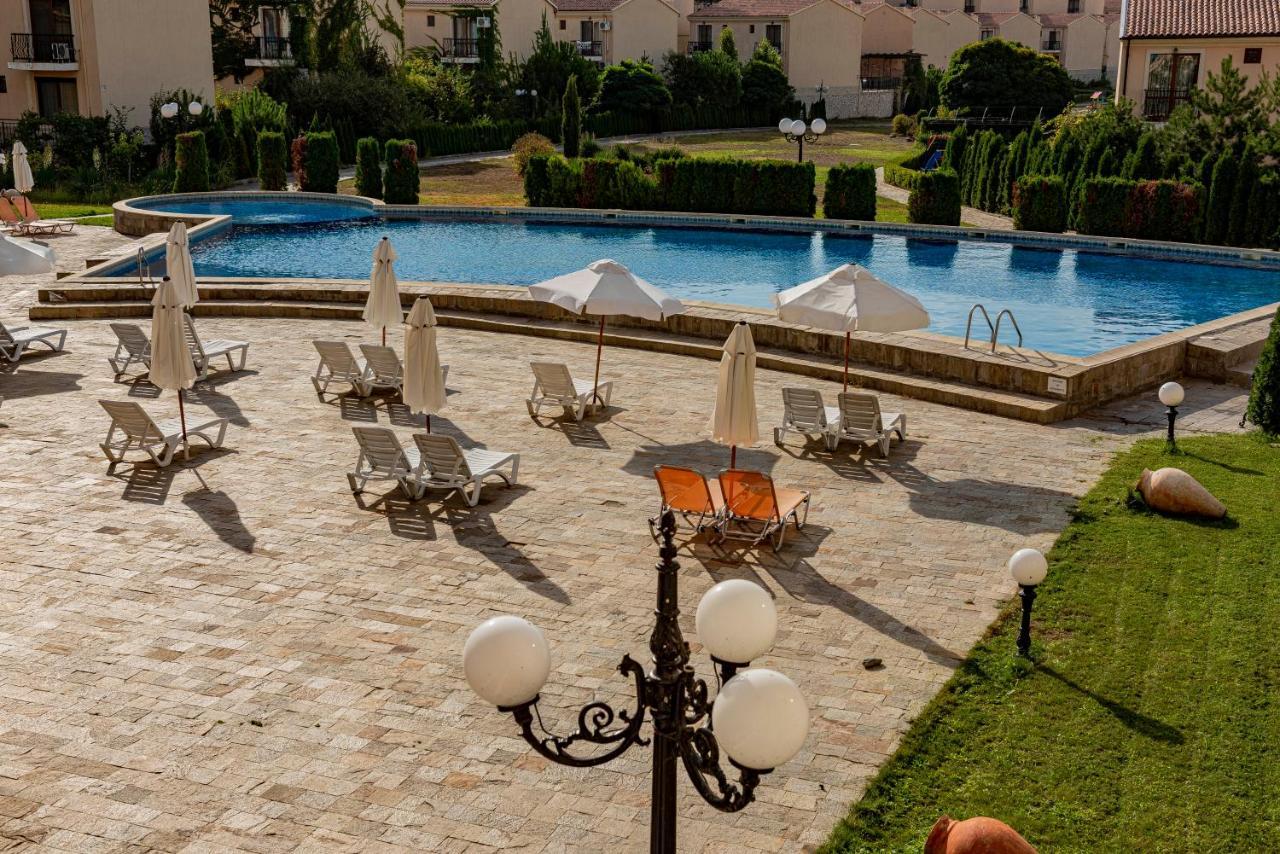 Menada Negresco Apartments Elenite Exterior photo